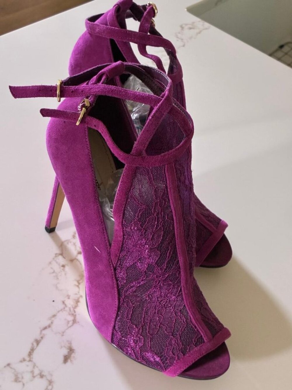 Guess Peep Toe Purple Suede & Lace Bootie High Heel Boots Sz 9 Medium